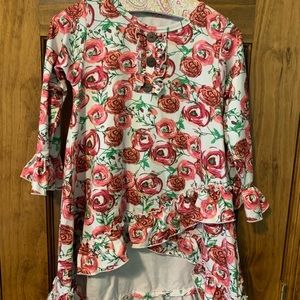 Cute girls floral top size 6x-7